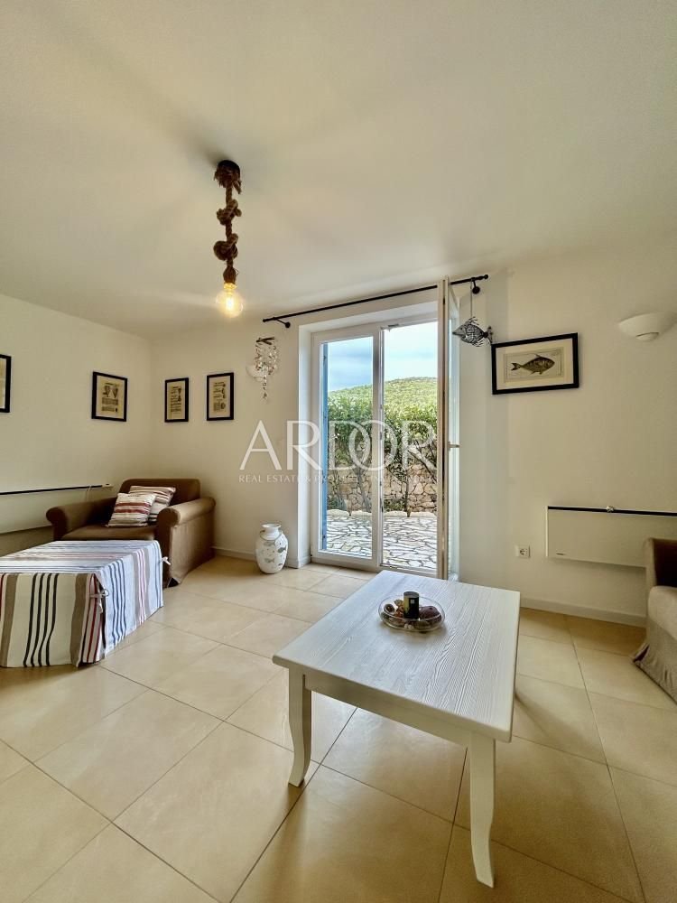 1724141946_porzione_di_bifamiliare_in_vendita_a_martinscica_29020603005400