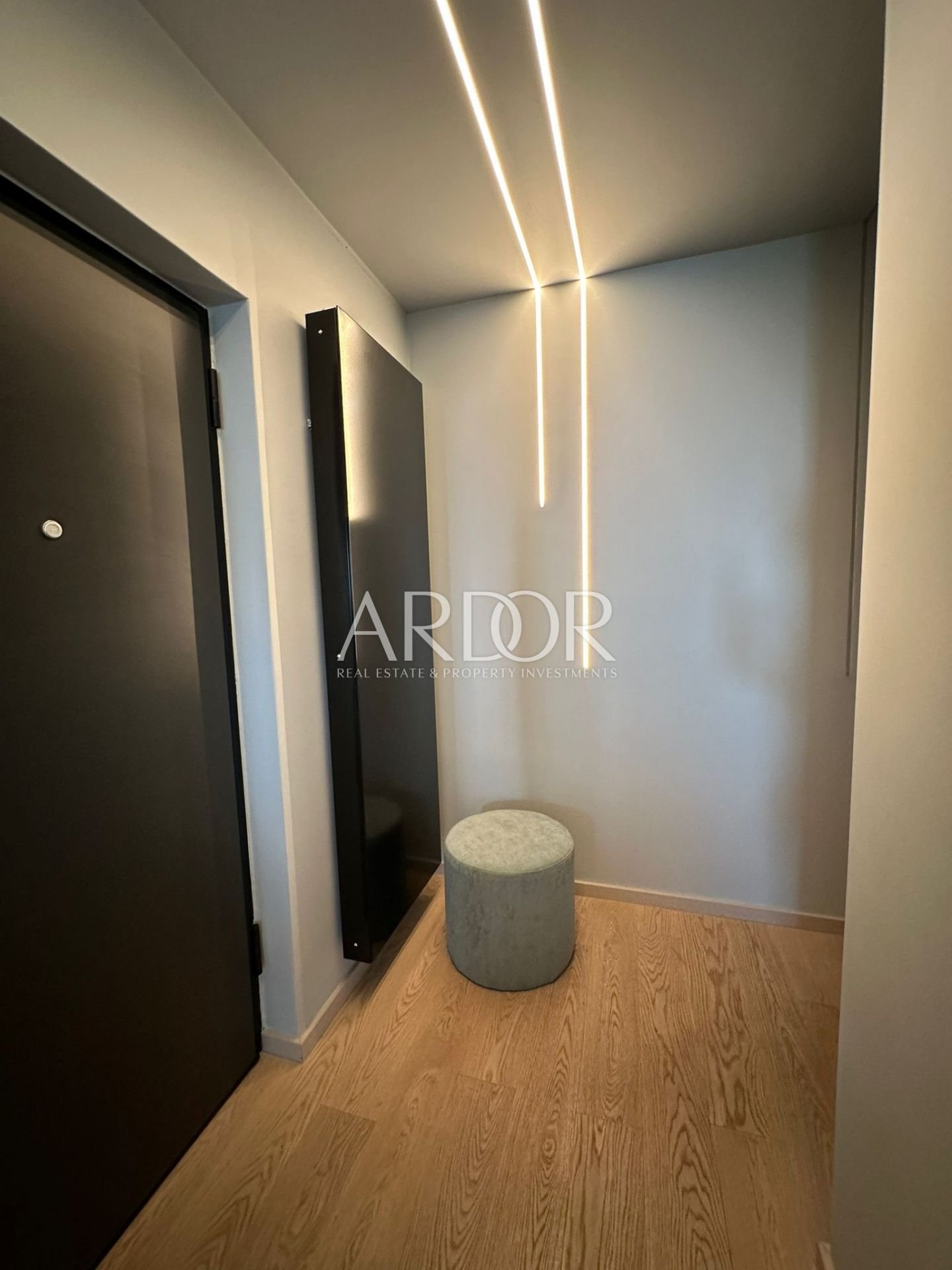 1725011135_whatsapp-image-2024-08-29-u-11