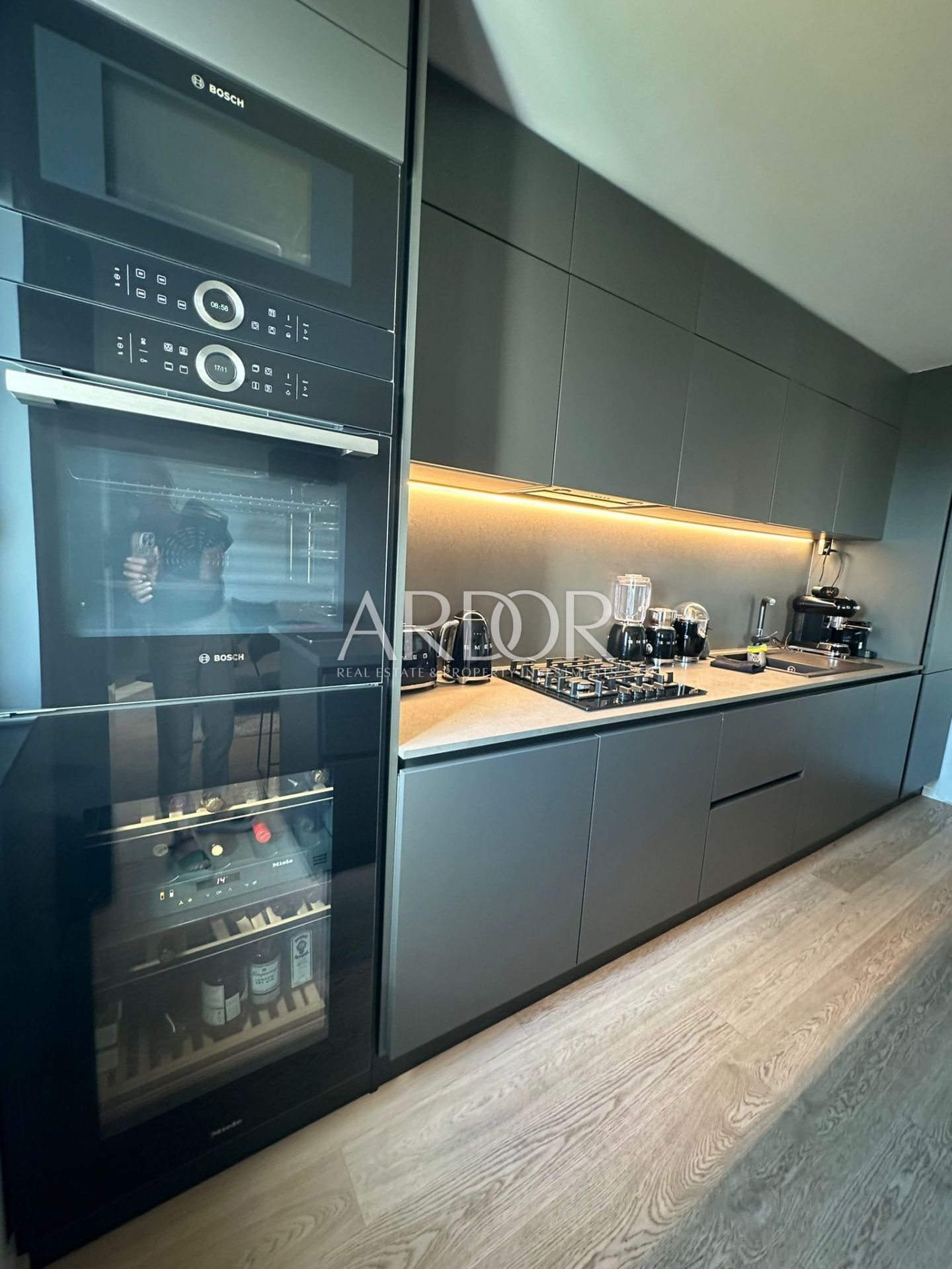 1725011148_whatsapp-image-2024-08-29-u-11