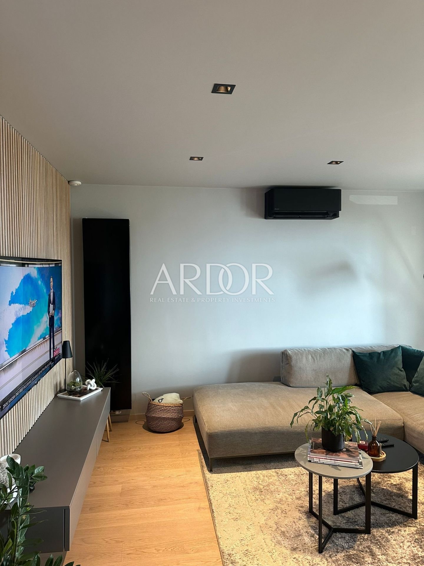 1725011183_whatsapp-image-2024-08-29-u-11