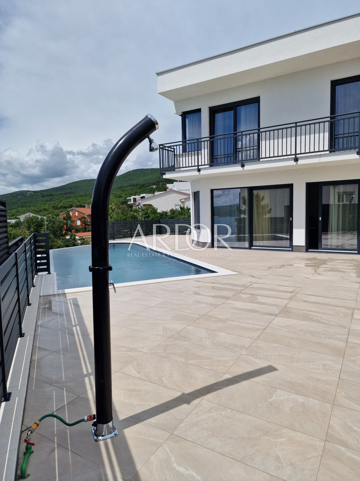 1726479121_whatsapp-slika-2024-09-16-u-11