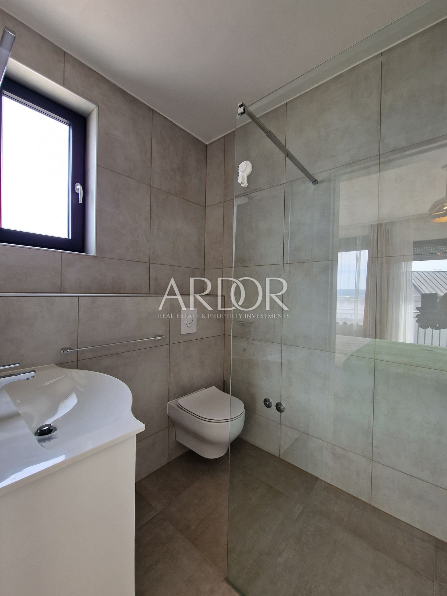 1726479139_whatsapp-slika-2024-09-16-u-11