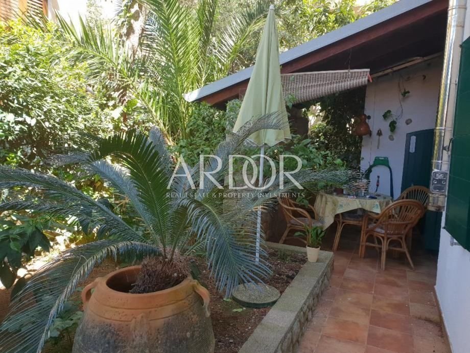 1651651445_apartman-losinj-terasa