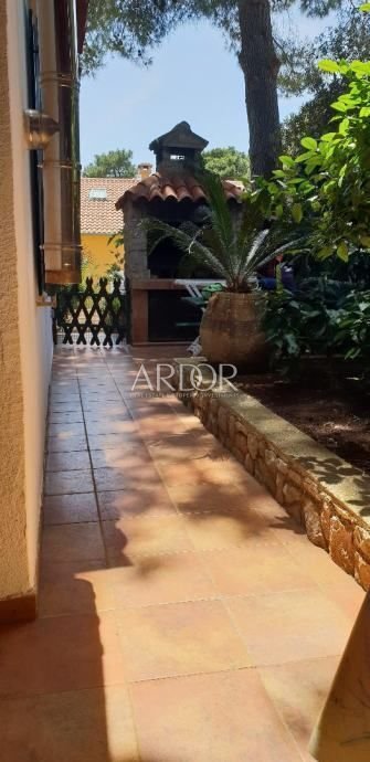 1651651492_losinj-rostilj-1