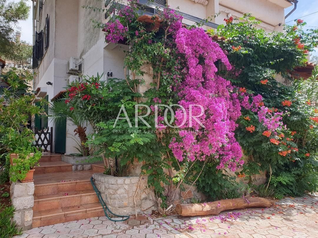 1651651502_losinj-ulaz-2