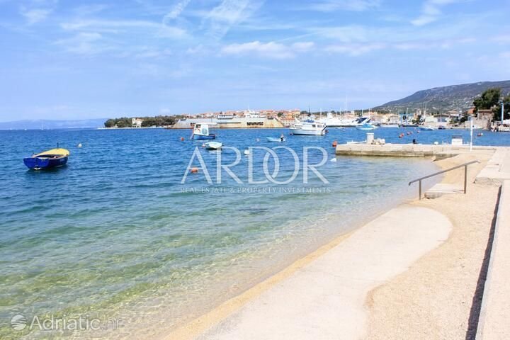 1661012238_plaza-grabar-1