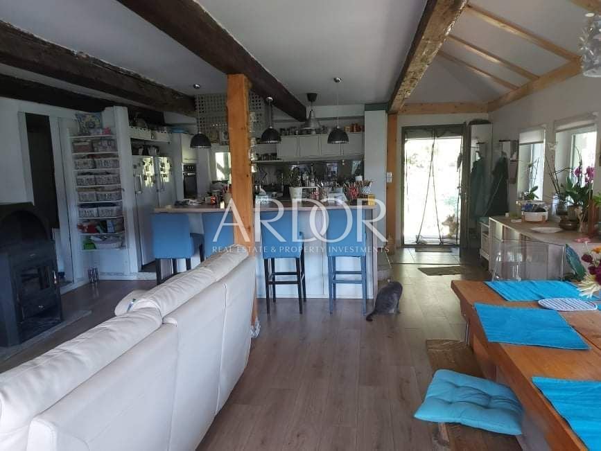 1666775515_thumbnail_photo-2022-10-25-11-40-03-1