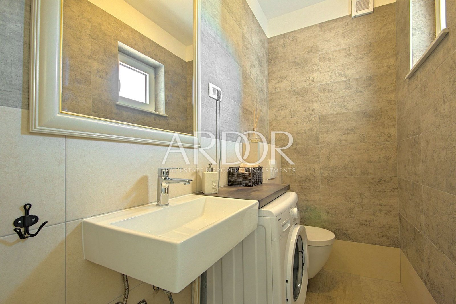 1667389146_hdr-_mg_8328