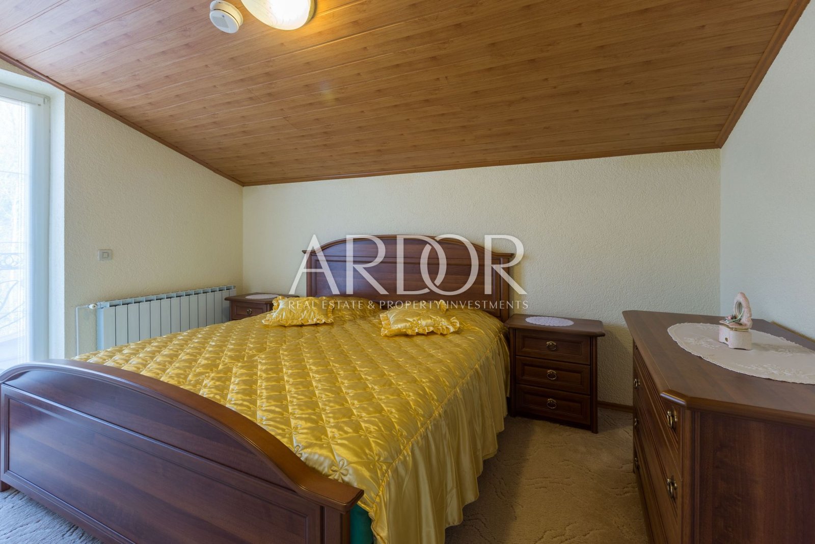 1675857030__mg_0322-hdr