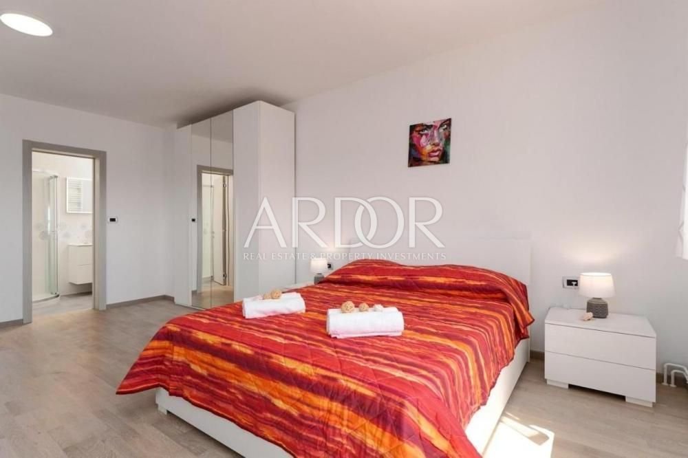 1675862438_image-20506