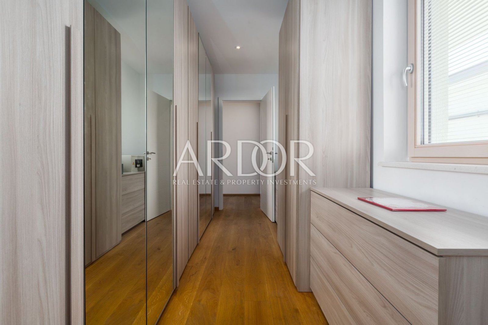 1675942916__os_5608-2-hdr-edit