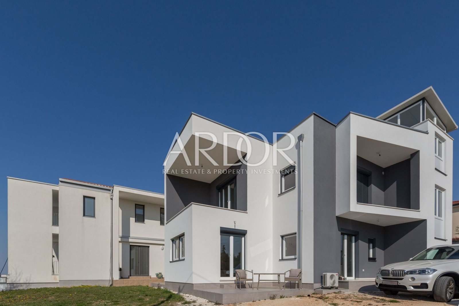 1675943009__os_5915-edit