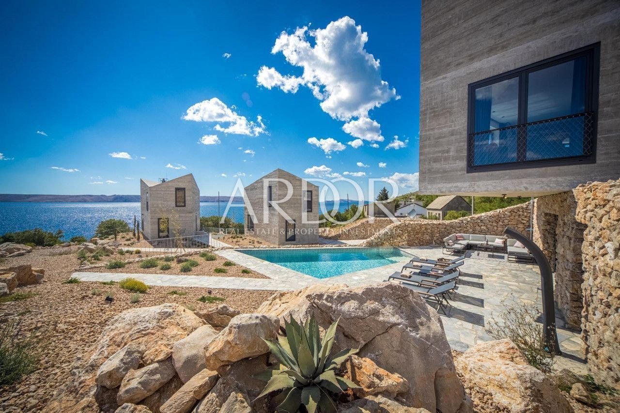 1676549487_o_8109611_1280