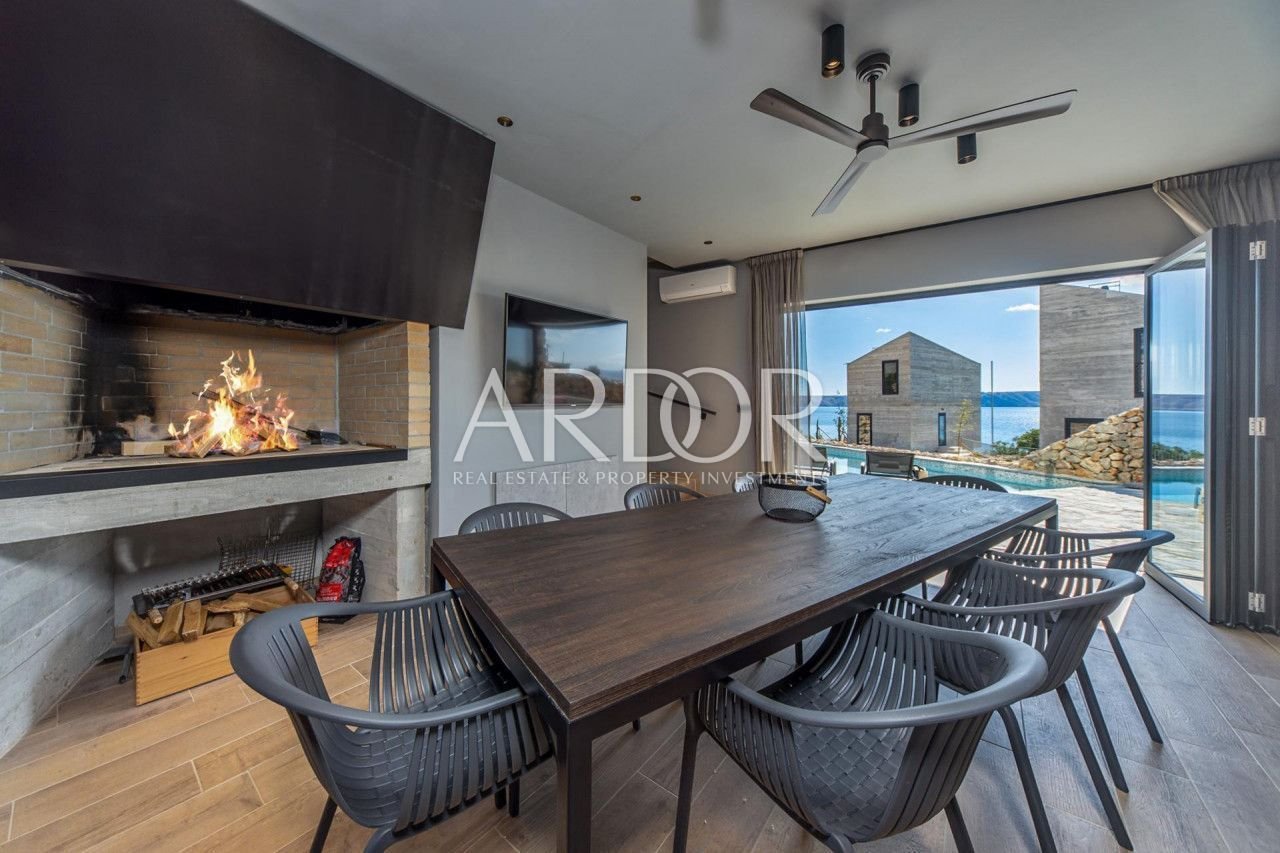 1676549491_o_8109615_1280