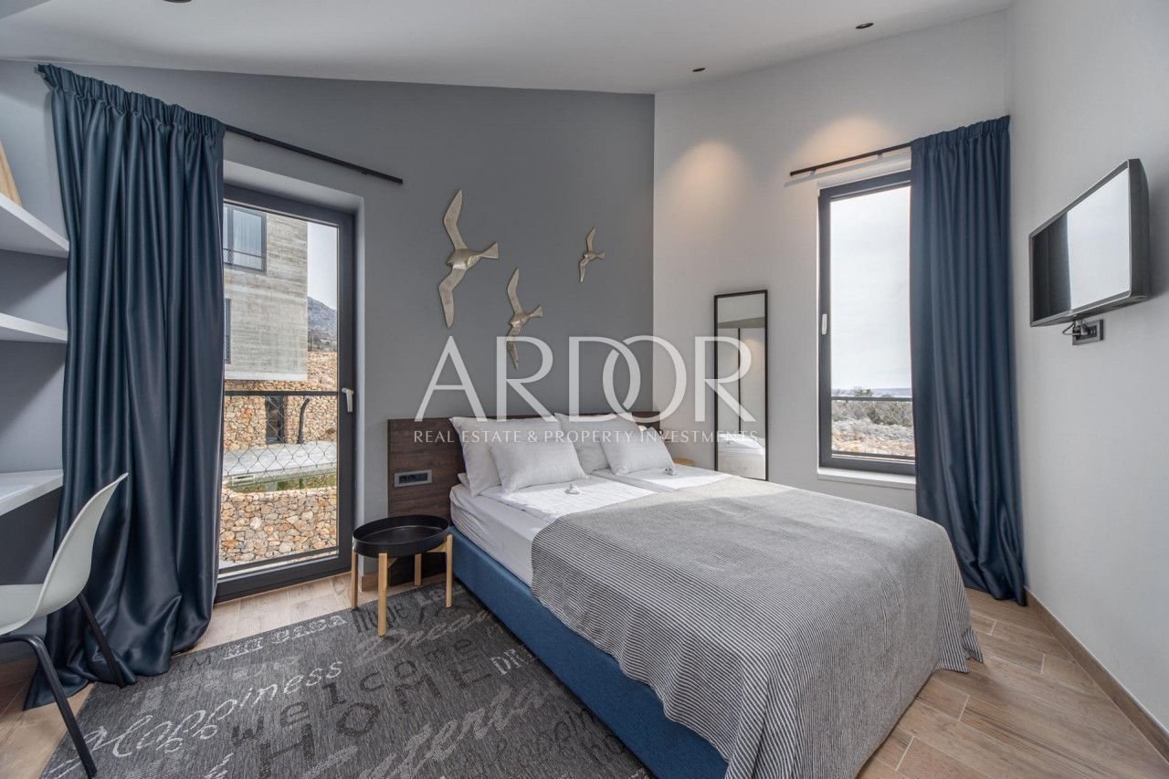 1676549506_o_8109629_1280