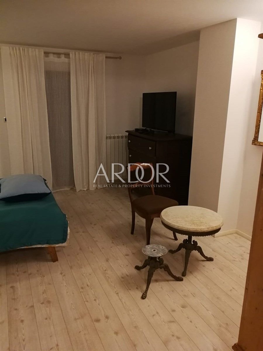 1681907335_unknown-8-301120191455240008