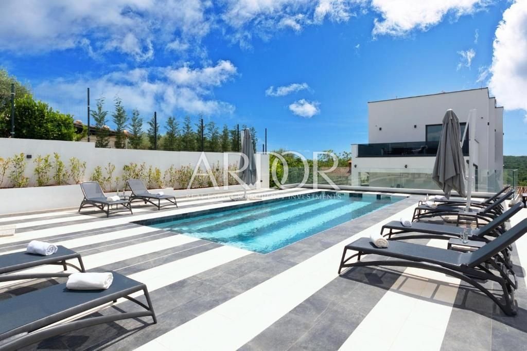 1682497594_307931284