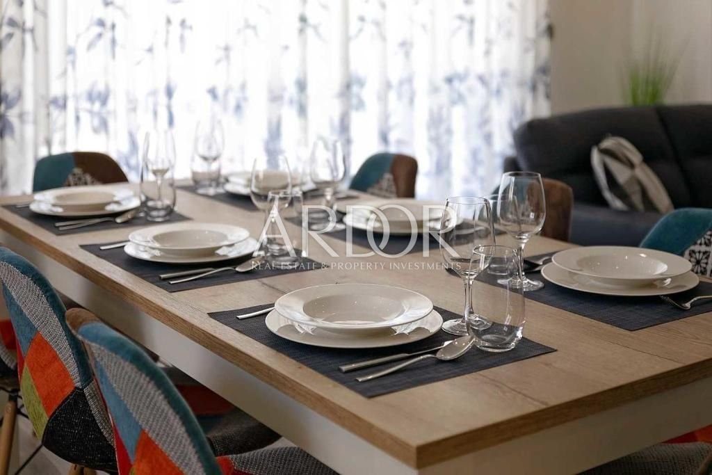 1682502335_231295886