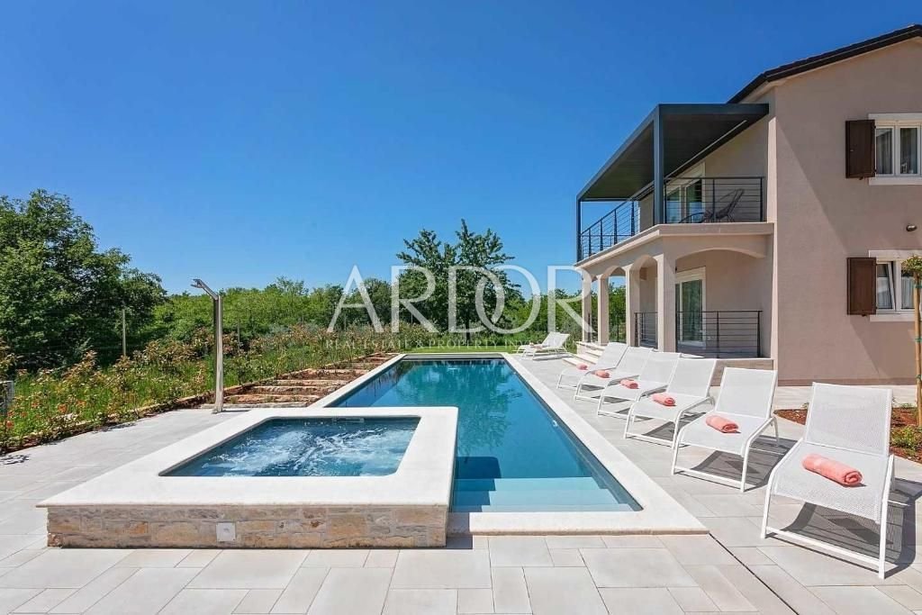 1682502336_231295887