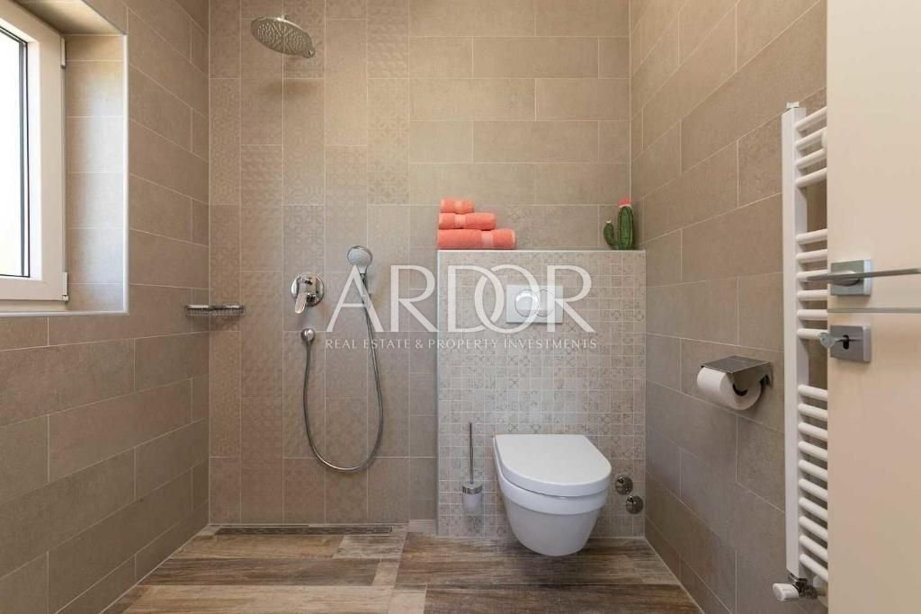 1682502357_231296034