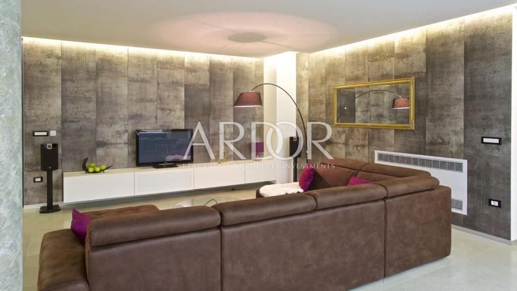 1682582447_292241343