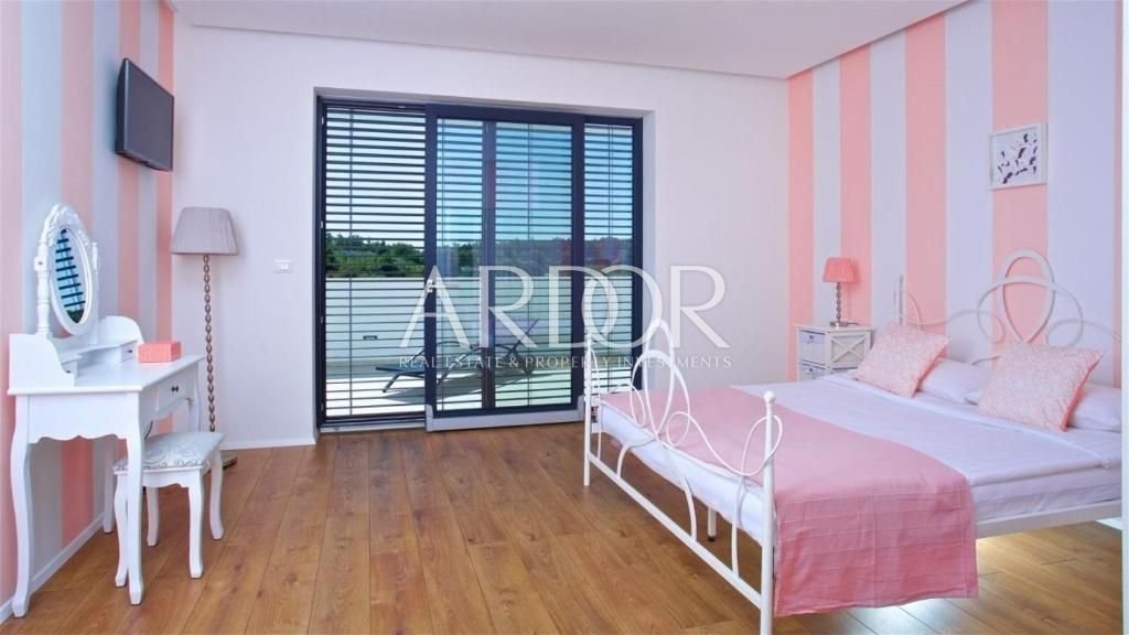 1682582452_292241348