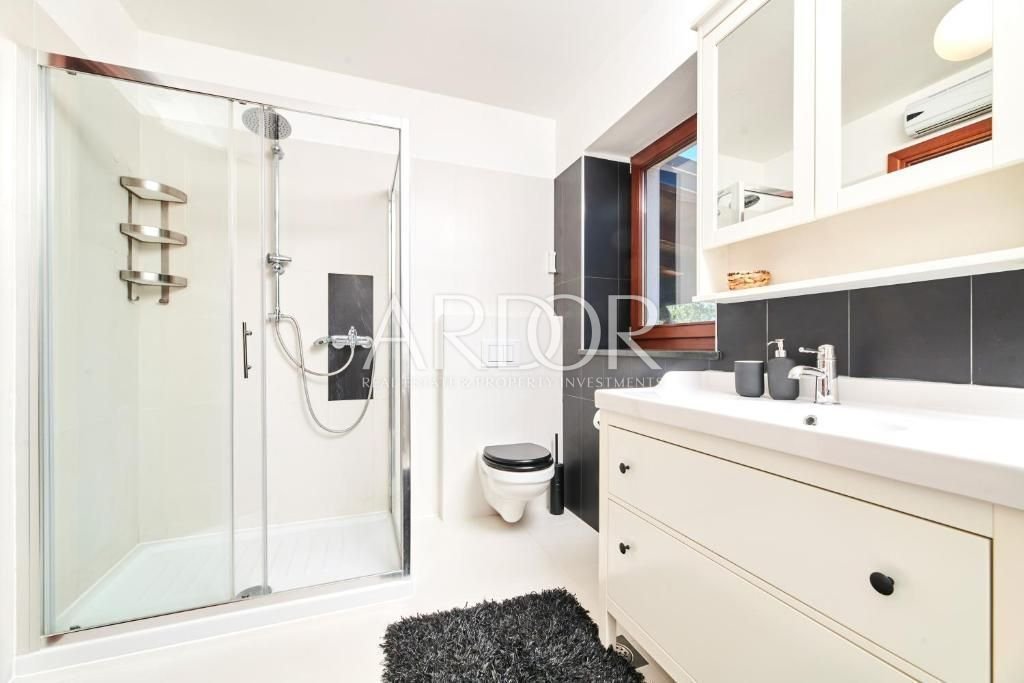 1682591882_309253604