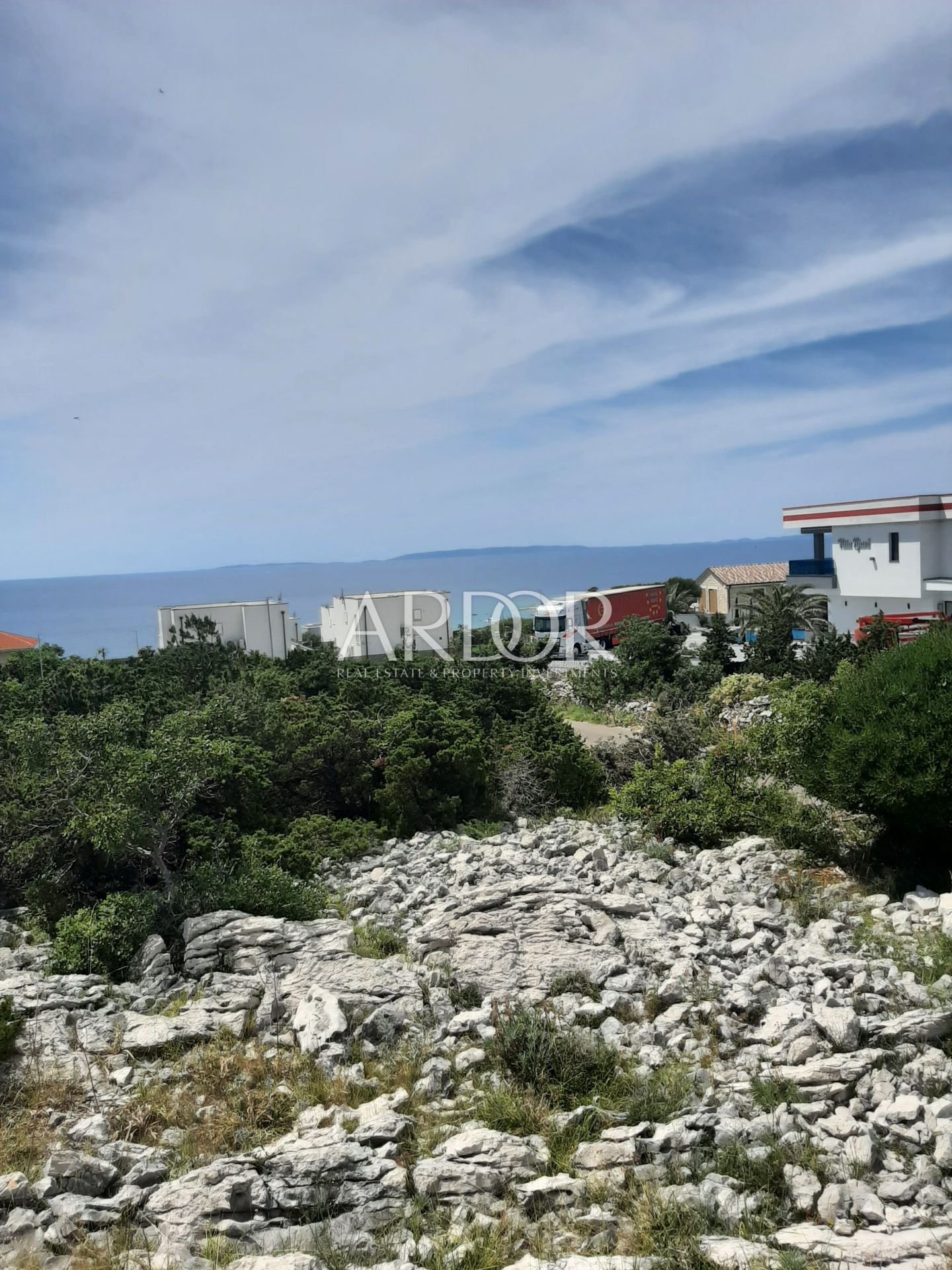 1692263306_20230801_1316171293