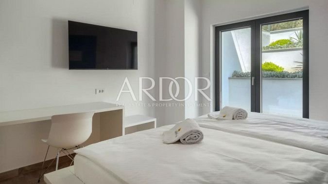 1693820841_1db15792-1e4f-4a0e-a14a-8f759f903bfb