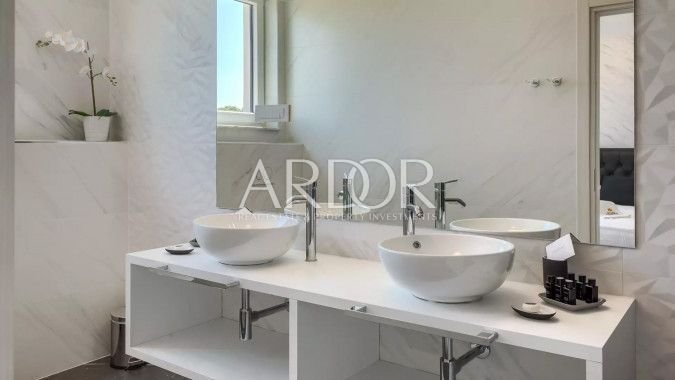 1693820843_1e9ffbcd-b74f-4850-ae08-adf5d4e5080f