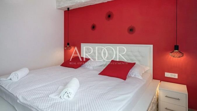 1693820877_ca47b314-9ff7-4996-87d3-7e6c15623f14