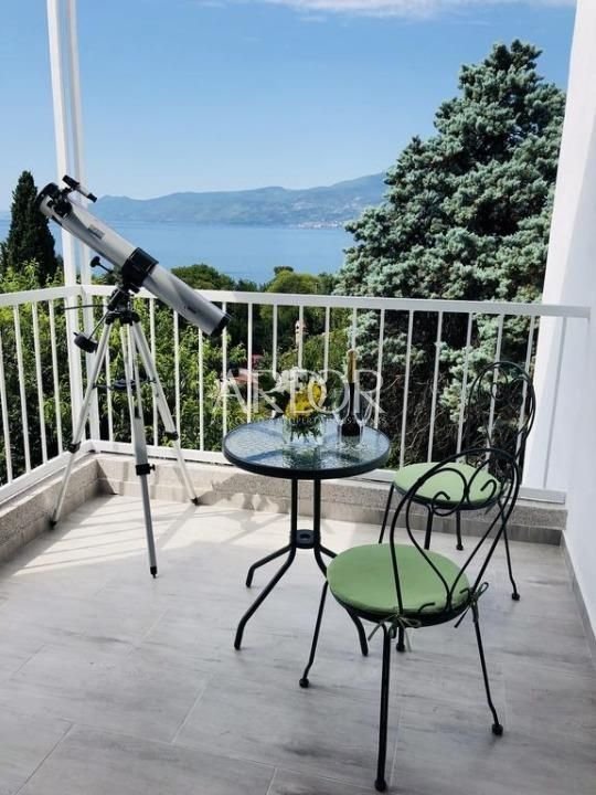 1694082300_luksuzni-apartman-s-balkonom-341169