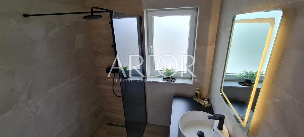 1696493795_468484363