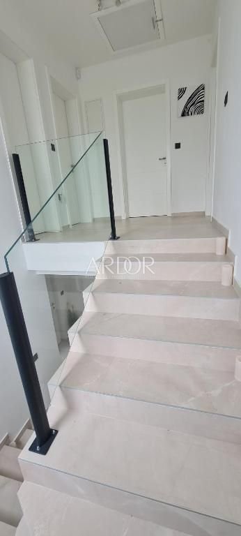 1696493818_468484448