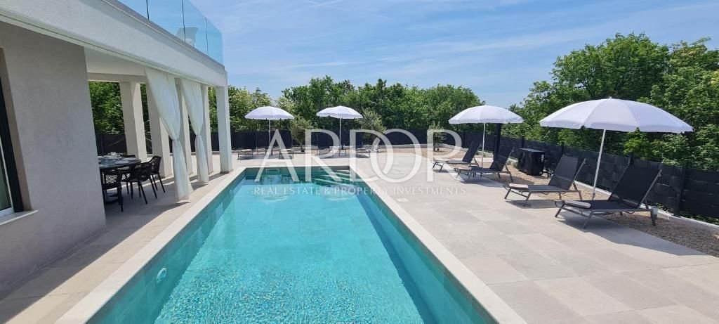 1696493829_468484511