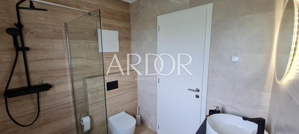 1696493834_468484519