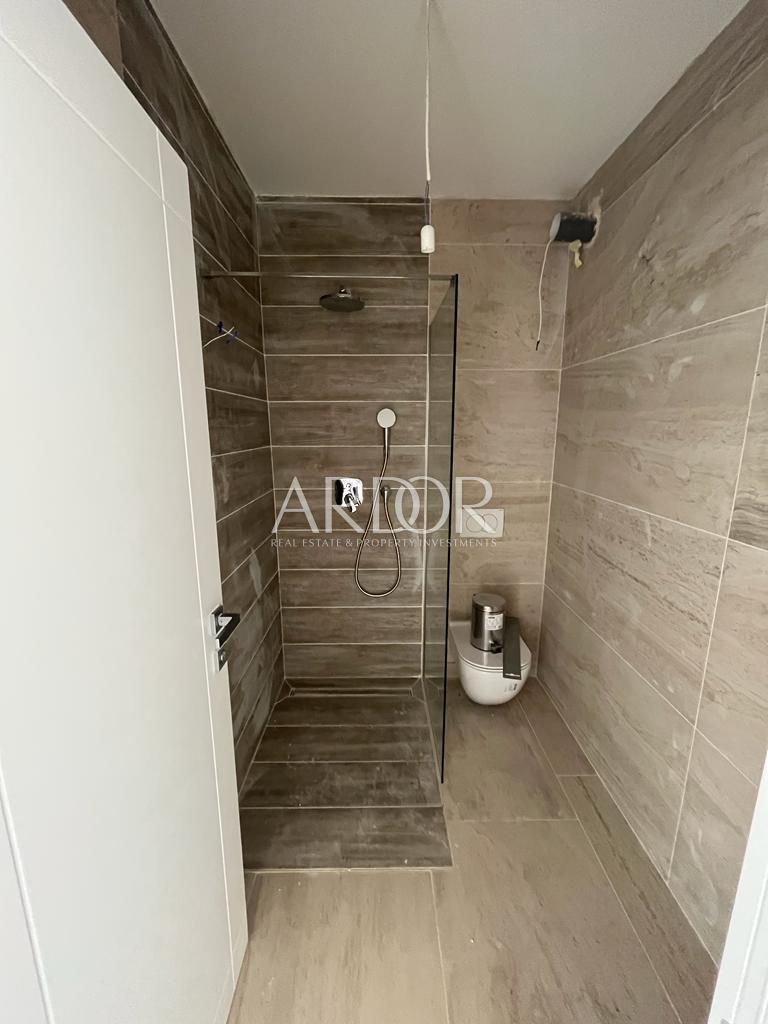 1696582179_whatsapp-slika-2023-10-05-u-10