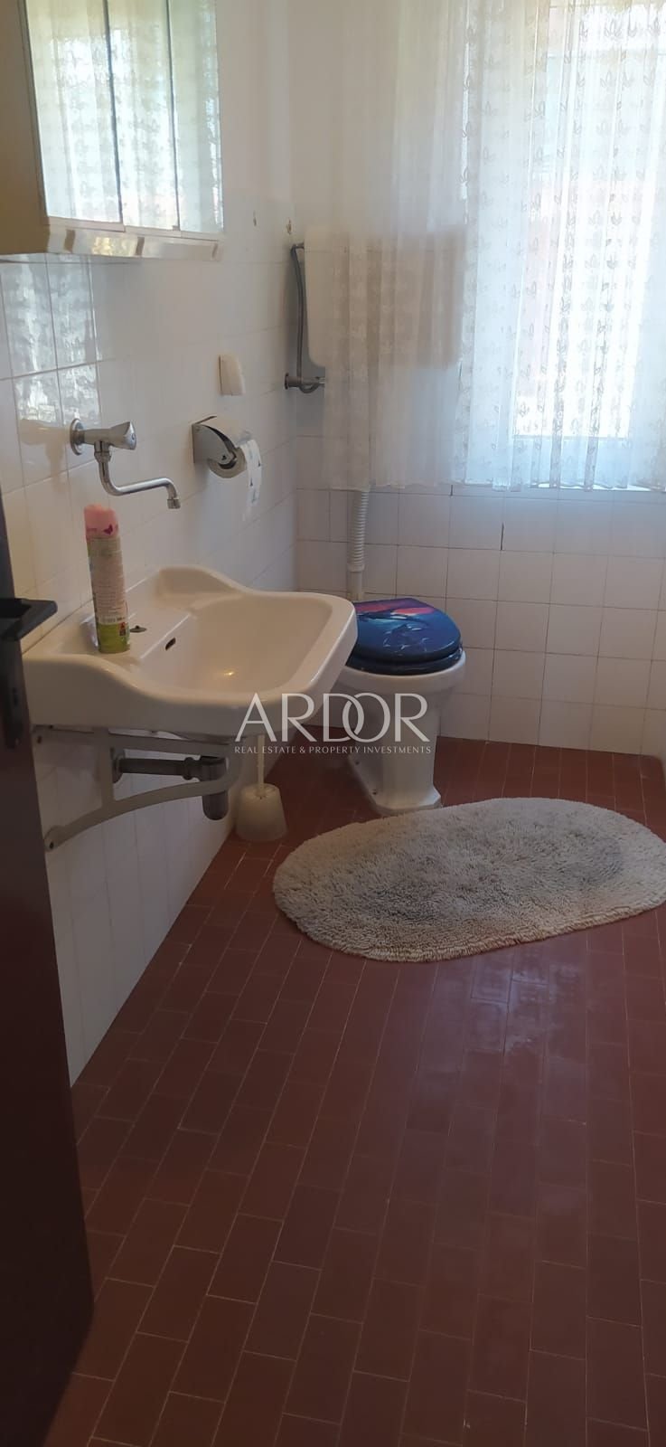 1697187487_whatsapp-slika-2023-10-12-u-15