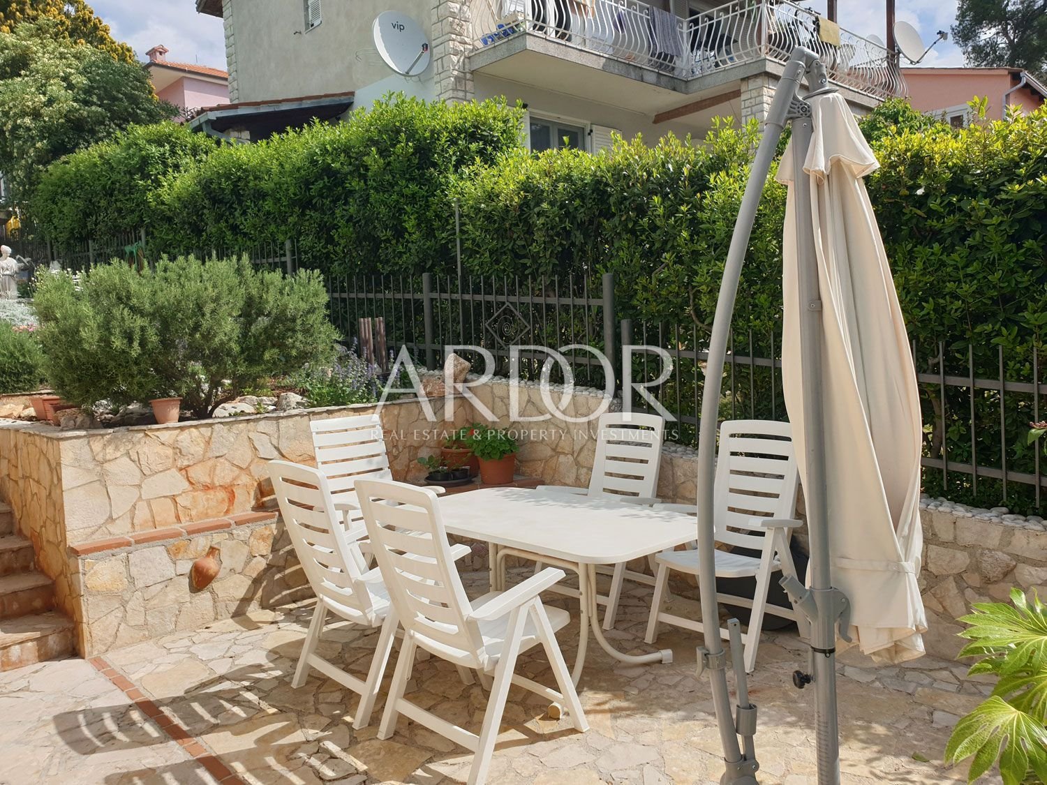 1698050865_ap-5-gartensitzplatz