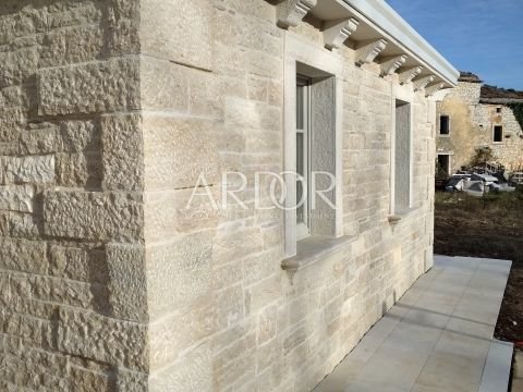 1698925174_thumb_1673288613_105