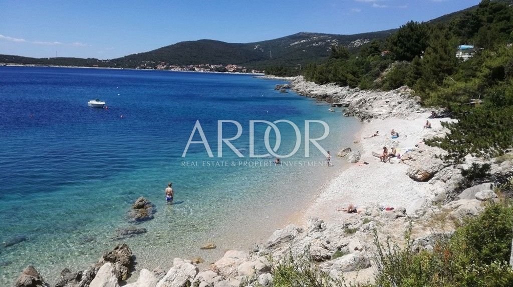 1700478910_18f87b23f31925a7389fb1afdfd3eb4d983c24dc-galleryfullscreen