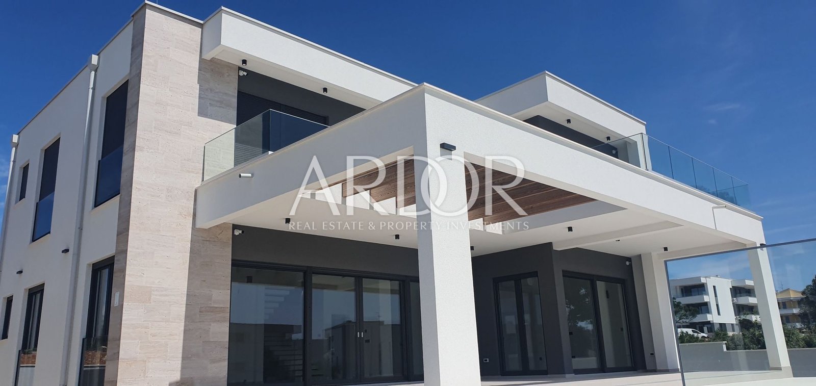 1700570334_20230628_145007