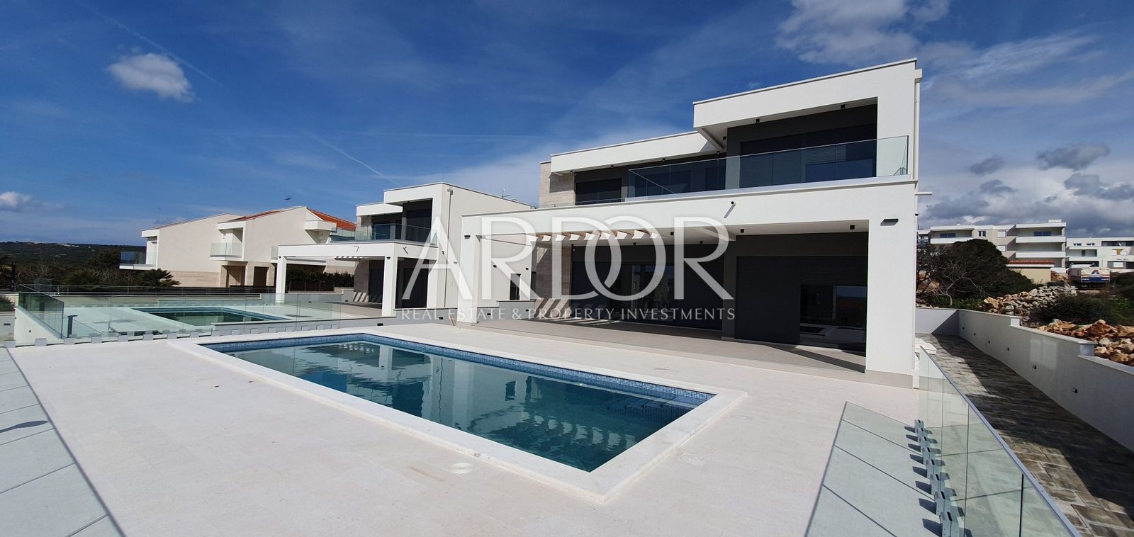 1700570344_20230307_131126