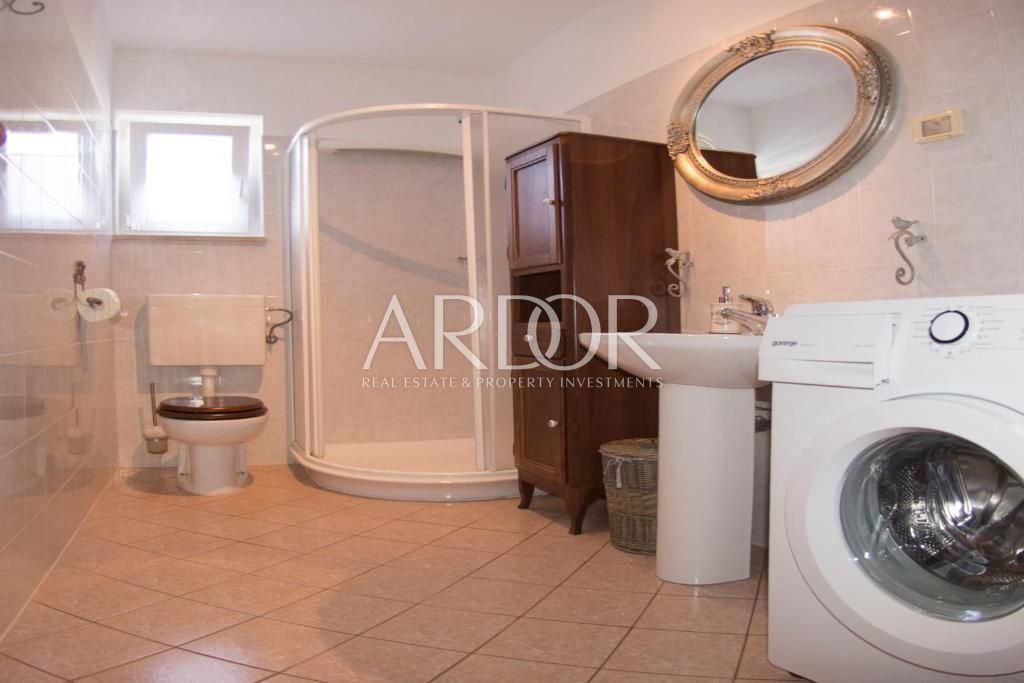 1700650326_382904948