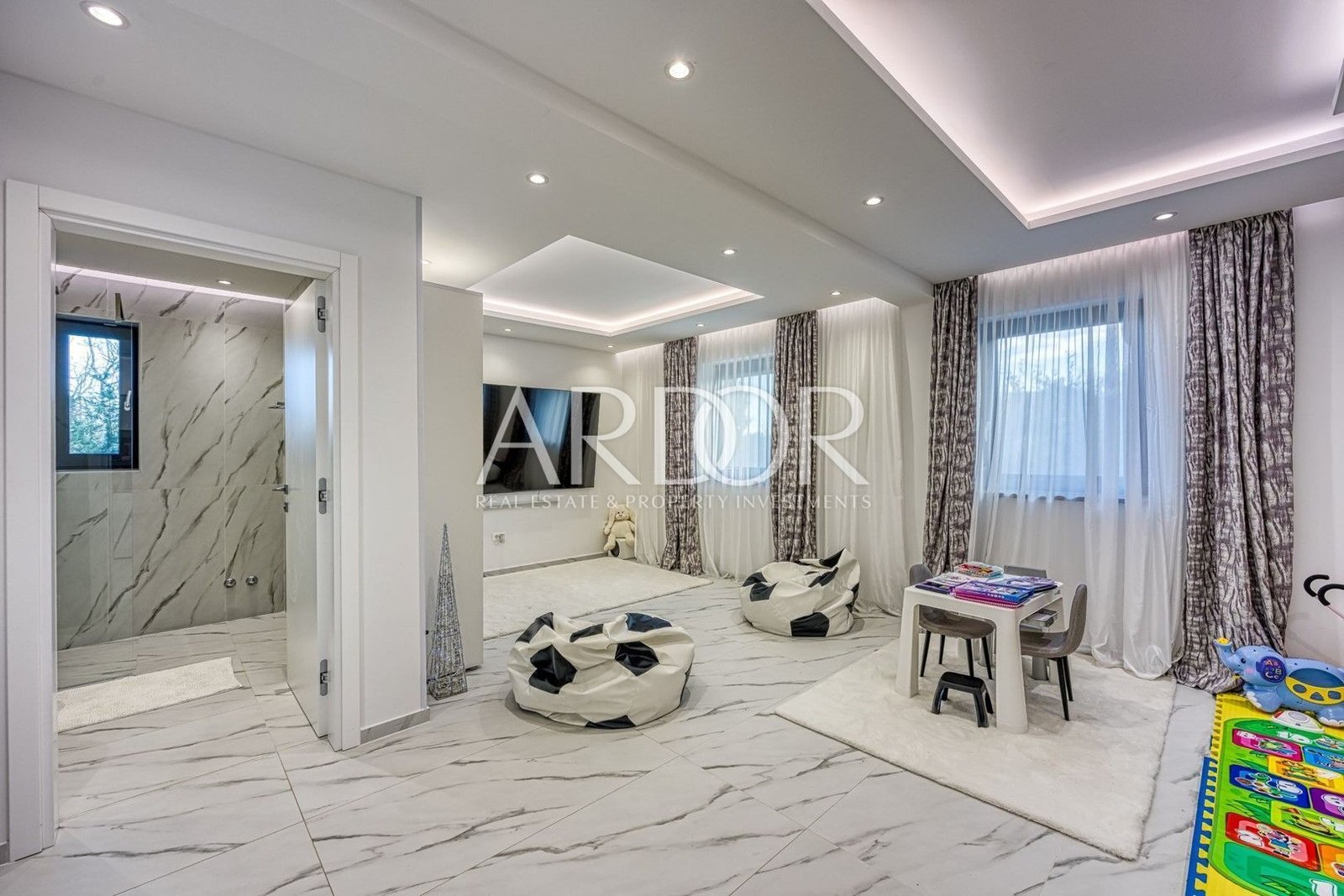 1702033123_2b6bf0df-e446-4417-a067-ddadcf06dc03