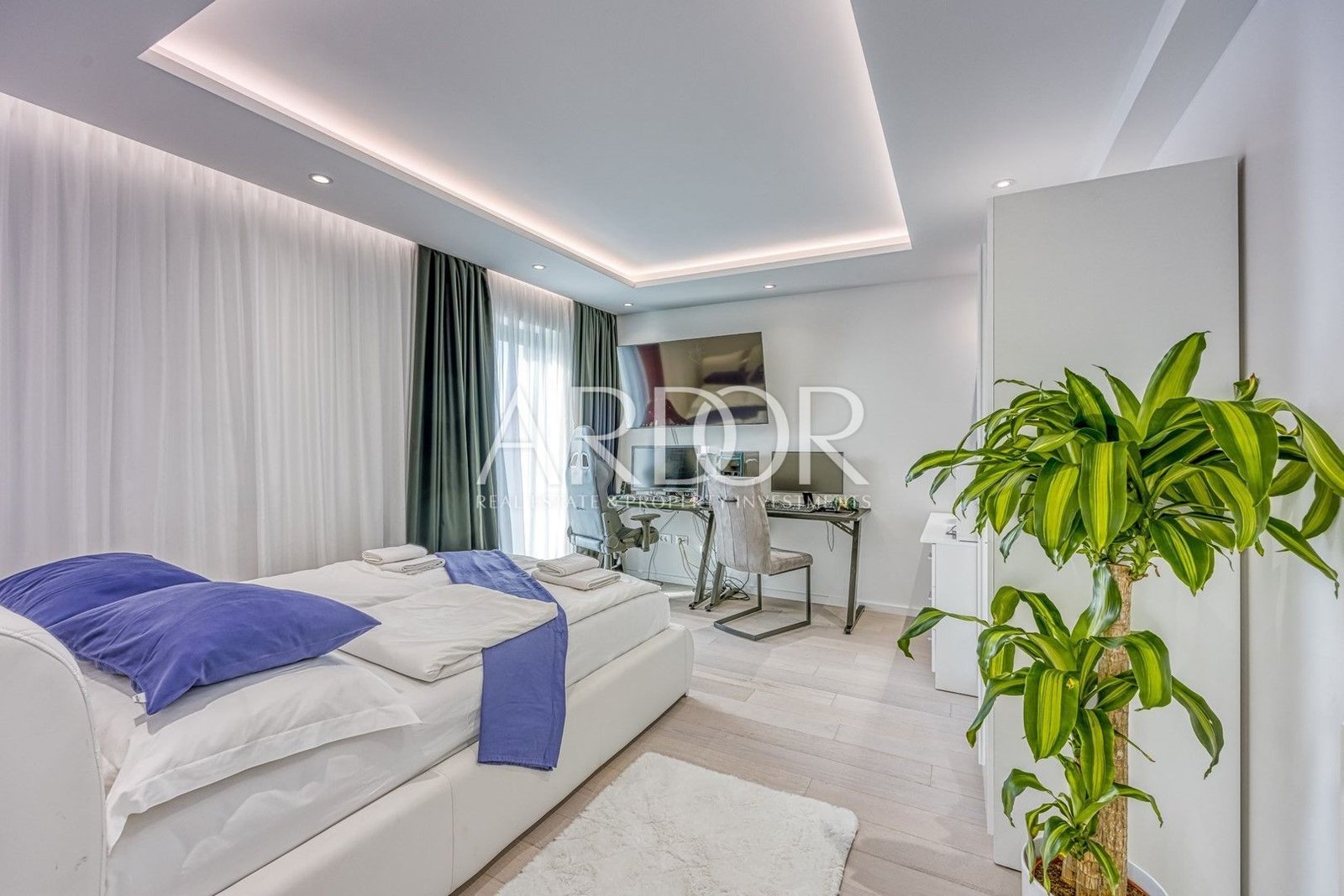 1702033153_8f1c612e-7c86-416b-8923-416ca712d42f