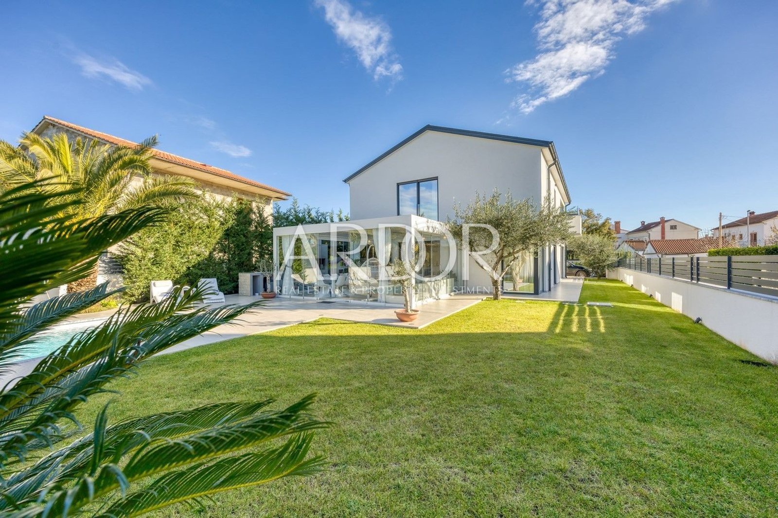 1702033165_29eaeb6b-adec-4f0b-94b0-bc5d056032cf