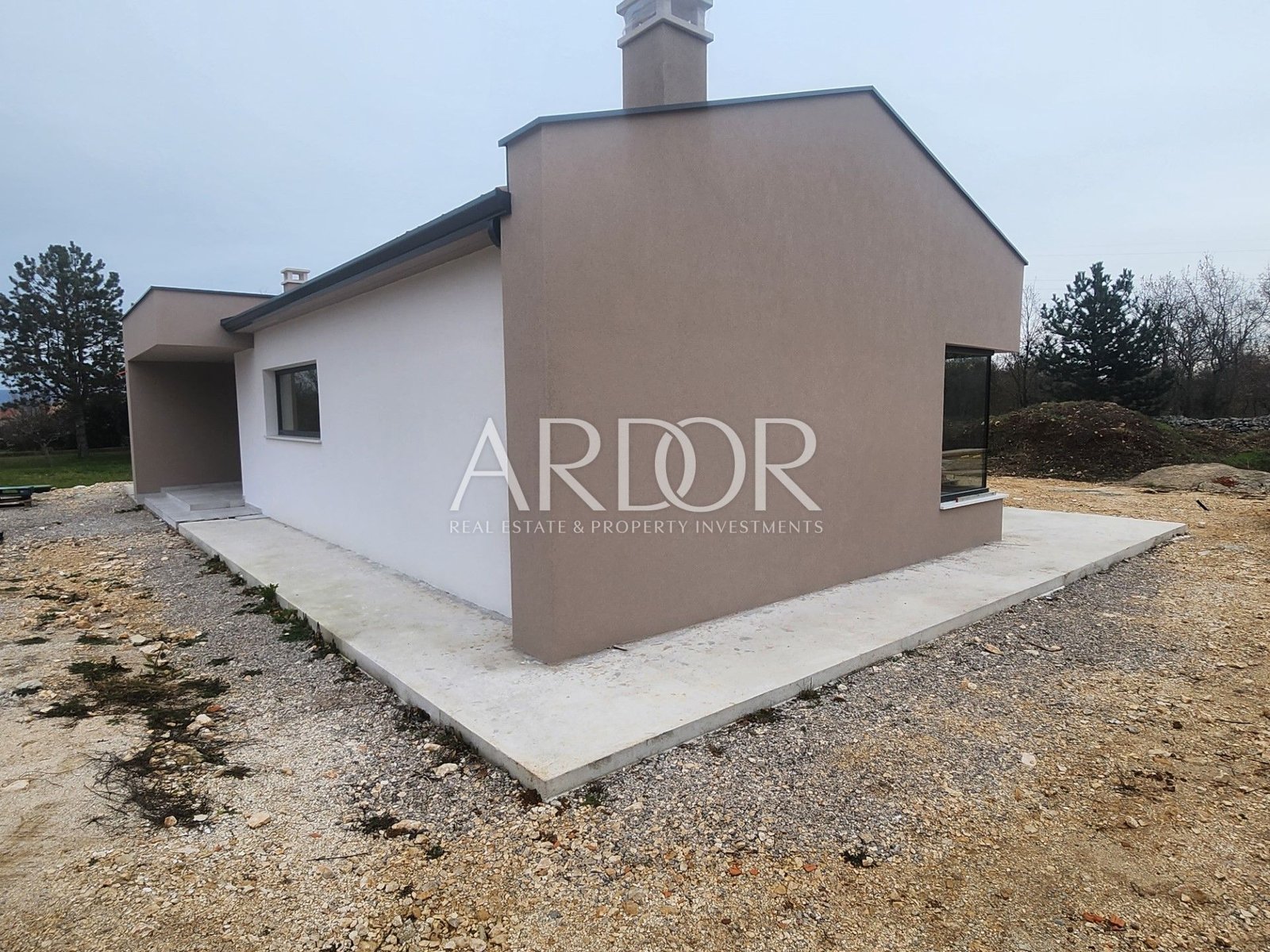 1703243002_thumbnail_20231221_150540