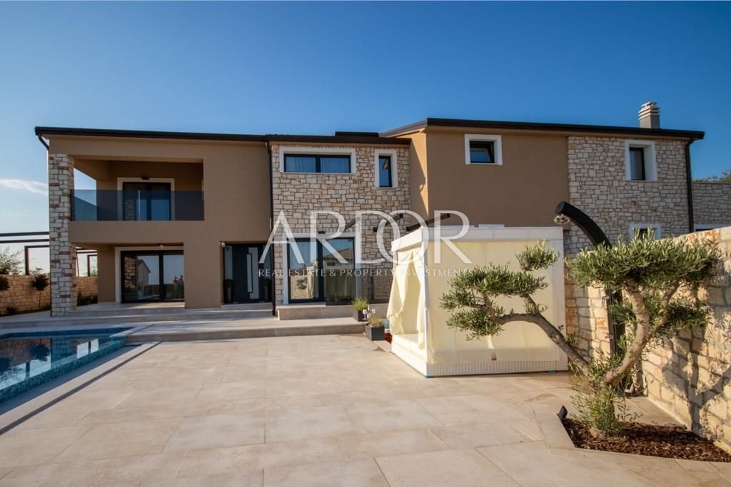 1706181440_3bf23cd8-d37a-4a6e-8c58-058c3e4ab4fc