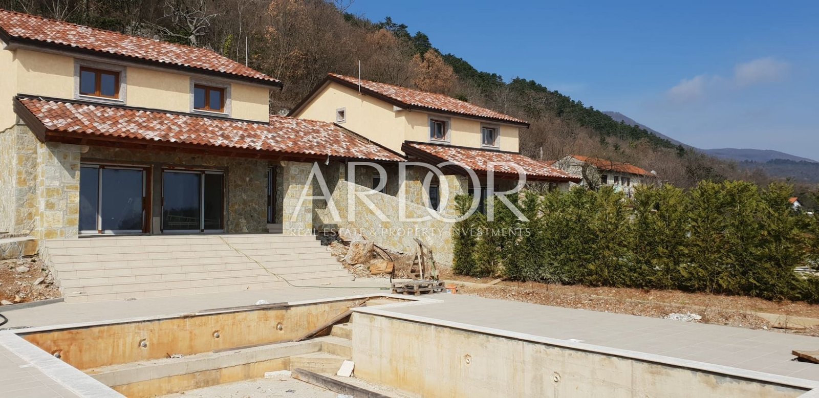 1706272643_1fe389c3-579c-4df6-915e-c72d5b8f3252